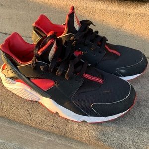 Men’s Huaraches 10.5